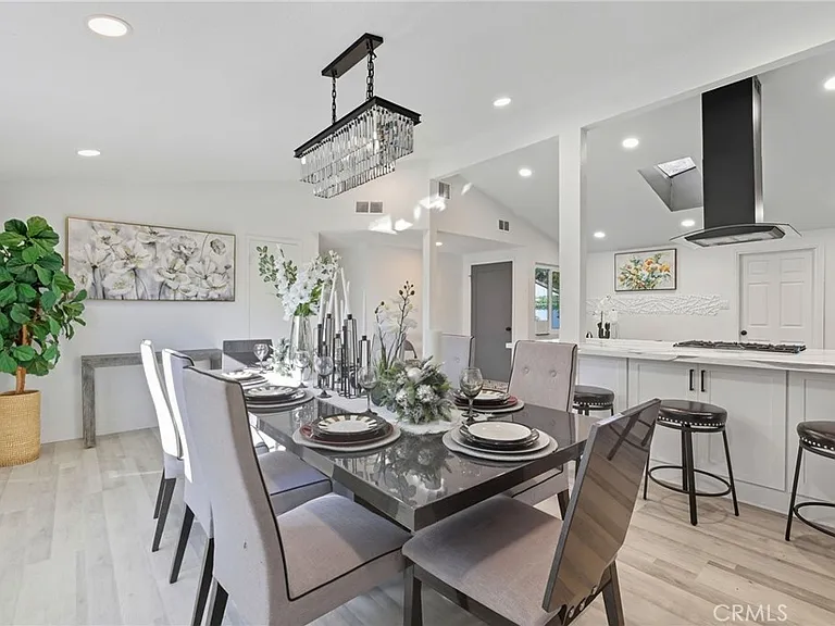 73cc624e6299d77f5a95bbf83ce6ce85-cc_ft_768